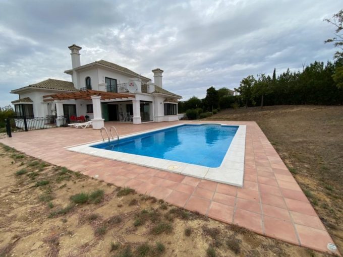 Villa de Lujo en Arcos de la Frontera en zona Campo de Golf.